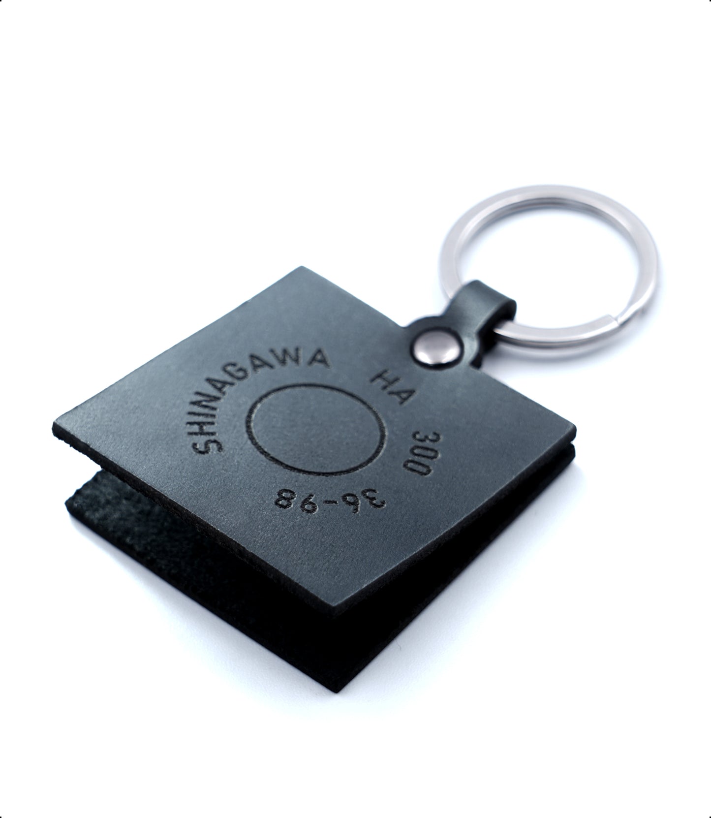 Large engraved square keychain (black)