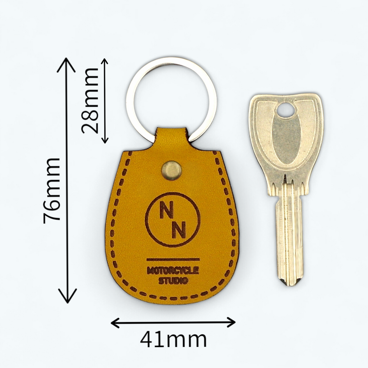 ヤマハ向けノニーナ イタリアンレザーを使用したエンジンデザインのキーホルダー